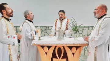 الأنبا بشارة يفتتح الرياضة الروحية لشباب الكنيسة القبطية الكاثوليكية بمصر