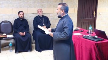 الأنبا توماس يشارك في مؤتمر دار القديس جيروم لخدام كنيسة مار مرقس بالمنيا