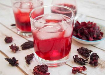 في موجة الحر الشديدة.. 5 فوائد مذهلة للكركديه البارد وطريقة تحضيره في موجة الحر الشديدة.. 5 فوائد مذهلة للكركديه البارد وطريقة تحضيره