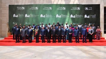 قمة الاتحاد الإفريقي.. رسائل الرئيس السيسي لتعزيز السلم والأمن والتنمية في القارة