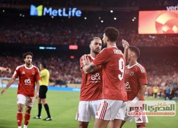 ميصلحش يبقى مدافع .. خالد الغندور يفتح النار على نجم الأهلي ميصلحش يبقى مدافع .. خالد الغندور يفتح النار على نجم الأهلي