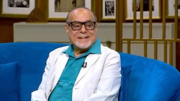 أحمد نبيل رائد البانتوميم: قال لي مستشرق أمريكي كن نفسك.. ولا تكن شارلي شابلن