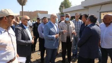 محافظ الجيزة يتفقد محطة المناولة الوسيطة لتجميع المخلفات بالبراجيل بـ أوسيم محافظ الجيزة يتفقد محطة المناولة الوسيطة لتجميع المخلفات بالبراجيل بـ أوسيم