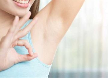 السر الطبيعي لتفتيح المناطق الداكنة بمكون واحد فقط من المطبخ للرجال والنساء