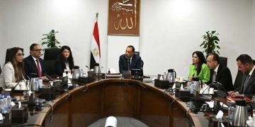 رئيس الوزراء يستعرض الخطوات التنفيذية لإنشاء وحدة مركزية لحصر ومتابعة وتنظيم الشركات المملوكة للدولة