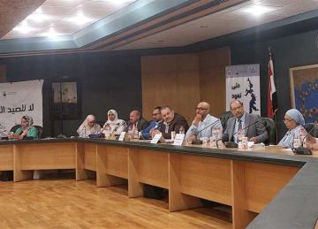  كتاب البيئة والمصرية لحماية الطبيعة تطلقان الحملة الوطنية حتى تعود الطيور لوقف الصيد الجائر ببحيرة ناصر 