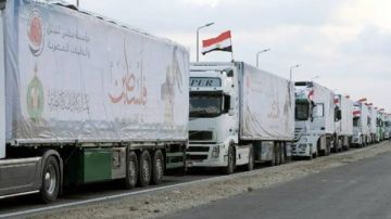 القاهرة الإخبارية: جار إدخال 180 شاحنة مساعدات لـ غزة بينها 137واحدة تحمل الدقيق القاهرة الإخبارية: جار إدخال 180 شاحنة مساعدات لـ غزة بينها 137واحدة تحمل الدقيق