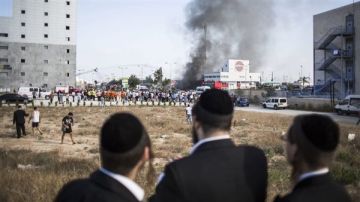 الحوثي تعلن استهداف مطار بن جوريون بصاروخ باليستي