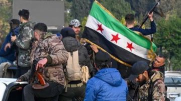 بسبب القوافل الإنسانية .. سوريا تحذر من تداعيات أمنية خطيرة