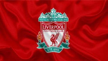 مهاجم فرانكفورت يقرب نجم ليفربول من الرحيل إلى بايرن ميونخ