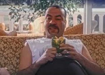  بلاش تاكل مانجو قدامهم .. أصحاب هذه الأبراج تنهار من مشهد تناول الطعام بعشوائية