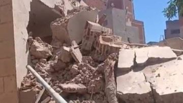 صرخات من وقوع البيت شاهد على عقار الإسكندرية: نجوت وأسرتي بأعجوبة