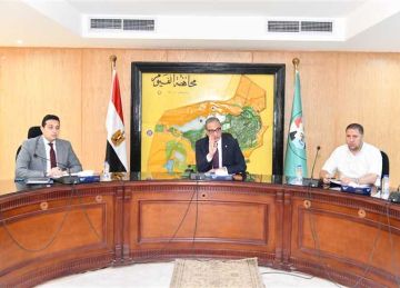 محافظ الفيوم يوجه بسرعة إزالة المنشآت الآيلة للسقوط حفاظا على الأرواح والممتلكات محافظ الفيوم يوجه بسرعة إزالة المنشآت الآيلة للسقوط حفاظا على الأرواح والممتلكات