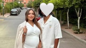 محمد النني يتصدر الترند.. أول رد فعل من زوجته الثانية بعد انتشار خبر زواجهما