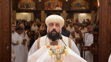 زيارة الأنبا اثناسيوس الرعوية لكنيسة السيدة العذراء بالأميرية