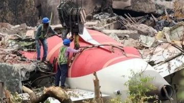 عاجل 260 قتيلا.. تقرير أولي يكشف سبب تحطم طائرة الخطوط الهندية عاجل 260 قتيلا.. تقرير أولي يكشف سبب تحطم طائرة الخطوط الهندية