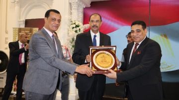 محافظ سوهاج يشهد حفل تكريم أوائل الشهادات العامة والحاصلين على المراكز الأولى في المسابقات العالمية