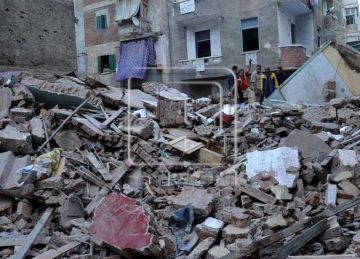  26 ألف عقار آيل للسقوط في الإسكندرية .. مطالب بسرعة إنشاء 60 ألف وحدة سكنية لإنقاذ القاطنين بها