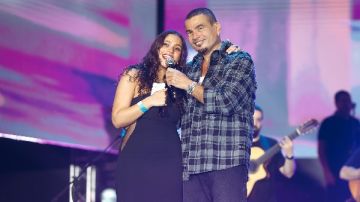 أحمد حلمي يهنئ عمرو دياب على ألبوم ابتدينا .. والهضبة يرد: شكرا يا صاحبي 