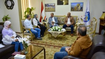 تعزيزا للتواصل المجتمعي.. جولة تعريفية لوفد البترول بمشروعات السويس الجديدة