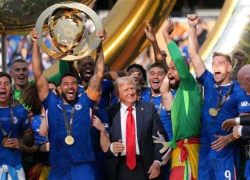 ترامب يحتفل مع تشيلسي بكأس العالم للأندية 2025