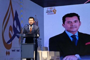 وزير الشباب والرياضة يطلق المرحلة الأولى من المبادرة الوطنية رائدات مصر تحت شعار هي.. وزير الشباب والرياضة يطلق المرحلة الأولى من المبادرة الوطنية رائدات مصر تحت شعار هي..