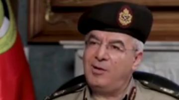اللواء طبيب أيمن شوقي: القوات المسلحة تمتلك مستشفيات عسكرية في جميع المحافظات اللواء طبيب أيمن شوقي: القوات المسلحة تمتلك مستشفيات عسكرية في جميع المحافظات