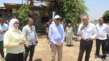 محافظ المنيا يتفقد قطعة أرض لإقامة سوق حضاري لتجارة الجملة بسمالوط على مساحة 4 أفدنة محافظ المنيا يتفقد قطعة أرض لإقامة سوق حضاري لتجارة الجملة بسمالوط على مساحة 4 أفدنة