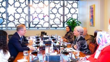 وزيرة البيئة تبحث مع السفير البريطاني سبل دعم الانتقال الأخضر في مصر