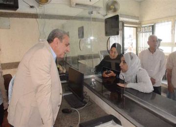 محافظ الغربية لموظفي المركز التكنولوجي : اللي يعطل المواطن مش هيكمل معانا 