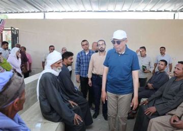 خلال جوله ميدانية.. محافظ المنيا يوجه بتقديم إعانات عاجلة للأسر الأكثر احتياجا خلال جوله ميدانية.. محافظ المنيا يوجه بتقديم إعانات عاجلة للأسر الأكثر احتياجا