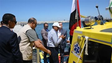 رئيس الوزراء يشهد دخول أول لنش إسعاف بحري الخدمة بالإسكندرية