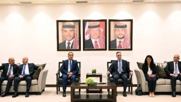 رئيس الوزراء يصل الأردن للمشاركة في أعمال اللجنة العليا المصرية الأردنية المشتركة