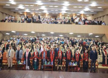 رئيس جامعة بنها: التعليم بداية الطريق وتقديم كافة أنواع الدعم للخريجين