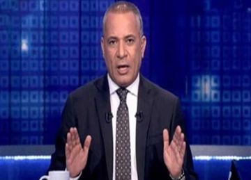  فتحت المجال للشائعات .. أحمد موسى يهاجم وزير الإسكان بعد سحب أرض الزمالك