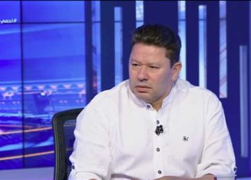 «هيكهرب الدنيا وخطف قلبي».. رضا عبدالعال يتغزل في نجم الزمالك