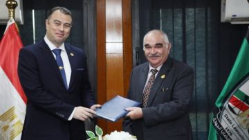 توقيع مذكرة تفاهم بين هيئتي المحطات النووية لتوليد الكهرباء وقضايا الدولة توقيع مذكرة تفاهم بين هيئتي المحطات النووية لتوليد الكهرباء وقضايا الدولة