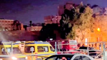 الإسعاف: نقل 16 حالة من مستشفى حلوان العام عقب نشوب حريق محدود بأحد طوابقها