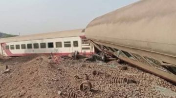 الصحة: الحصيلة النهائية لمصابي قطار مطروح 103 إصابات و3 وفيات الصحة: الحصيلة النهائية لمصابي قطار مطروح 103 إصابات و3 وفيات