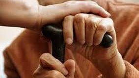 حكم اعتداء الابن على والده؟ أمين الفتوى يوضح رأي الشرع