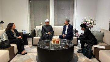 استقبال رسمي مفتي الجمهورية يصل بانكوك لتعزيز جسور التعاون مع تايلاند .. صور