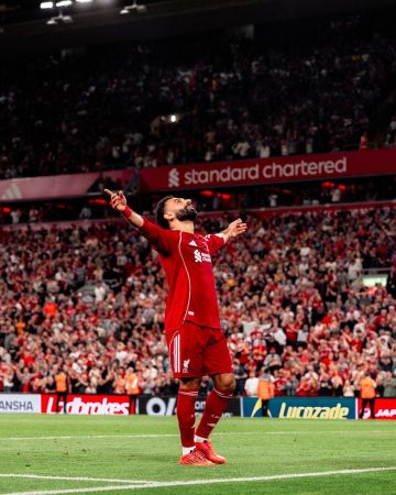 صلاح يبهر آنفيلد برقم قياسي جديد وليفربول يحتفى بإنجازه صلاح يبهر آنفيلد برقم قياسي جديد وليفربول يحتفى بإنجازه