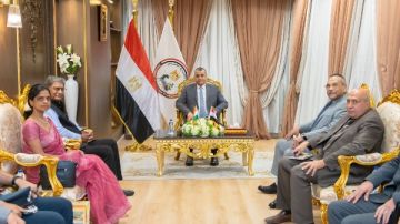 وزير الإنتاج الحربي يبحث مع السفير الهندي نقل التكنولوجيا وتوسيع الشراكات الصناعية