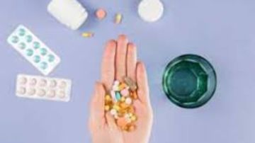 6 مكملات عشبية شائعة قد تسبب تسمم الكبد.. دراسة تحذر من مخاطرها الصحية