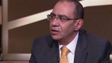 أستاذ أمراض صدر يحذر من استخدام شات جي بي تي في المجال الطبي