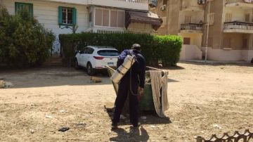 صحة دمياط تنفذ حملة لمكافحة الحشرات الطائرة والزاحفة صحة دمياط تنفذ حملة لمكافحة الحشرات الطائرة والزاحفة