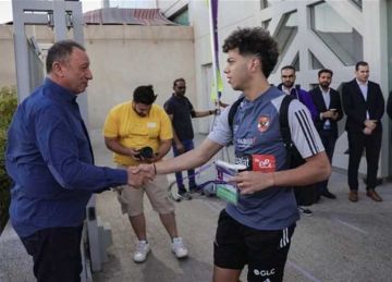 أبرزهم الخطيب وإمام.. الإعلان عن الفائزين بجوائز الأفضل في الدوري المصري 2025 أبرزهم الخطيب وإمام.. الإعلان عن الفائزين بجوائز الأفضل في الدوري المصري 2025