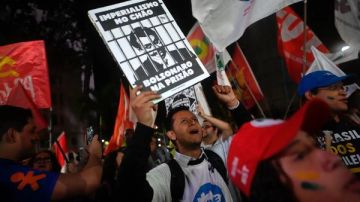 بلافتات شكرا ترامب.. الآلاف يتظاهرون في البرازيل دعما للرئيس السابق بلافتات شكرا ترامب.. الآلاف يتظاهرون في البرازيل دعما للرئيس السابق