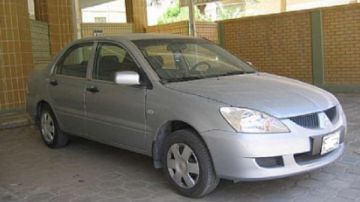 ميتسوبيشي لانسر أوتوماتيك سعرها 400 ألف جنيه