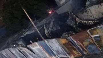 بعد السيطرة على الحريق عودة تشغيل محطة شبرا الخيمة وانتظام حركة القطارات بالخط الثاني.. صور